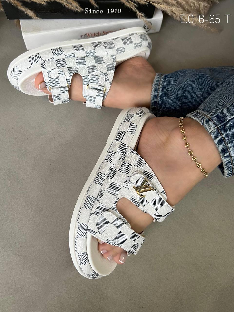 SANDALIA - LOUIS V ⭐⭐⭐⭐⭐