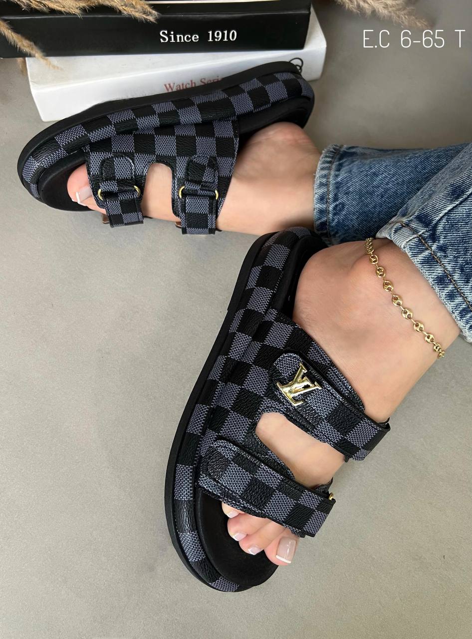 SANDALIA - LOUIS V ⭐⭐⭐⭐⭐